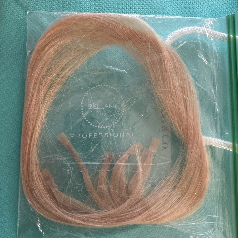 Bellami Professional Hair Extensions - Blonde #613 platinum blonde keratin tip